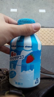 ���s��