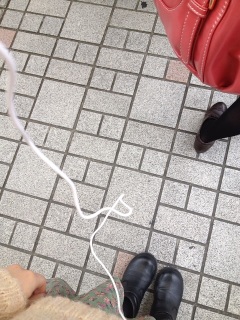 �R���A��̂ɁE�E
